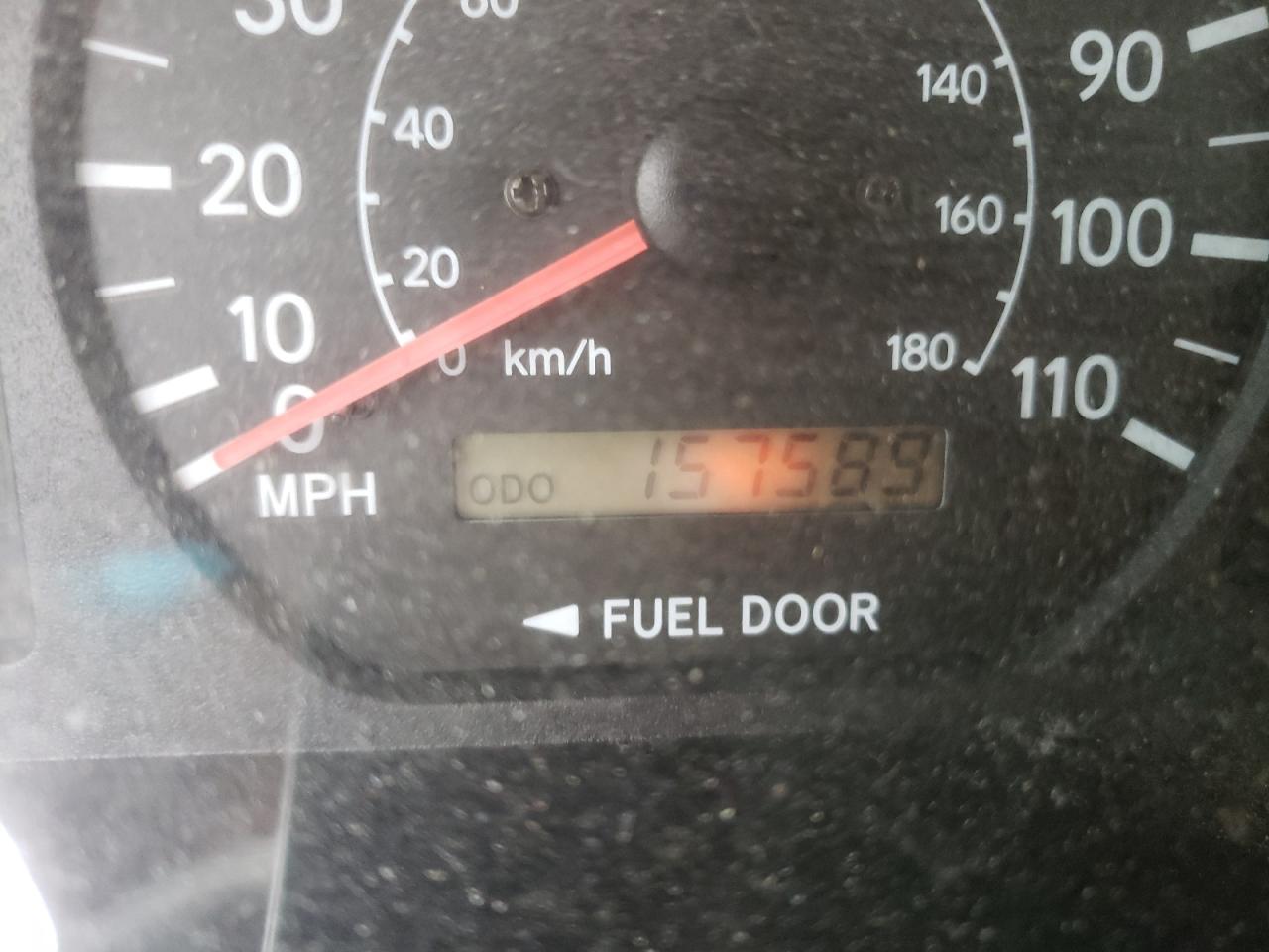 Photo 18 from auction – 2000 TOYOTA SIENNA LE with VIN 4T3ZF13C9YU287329