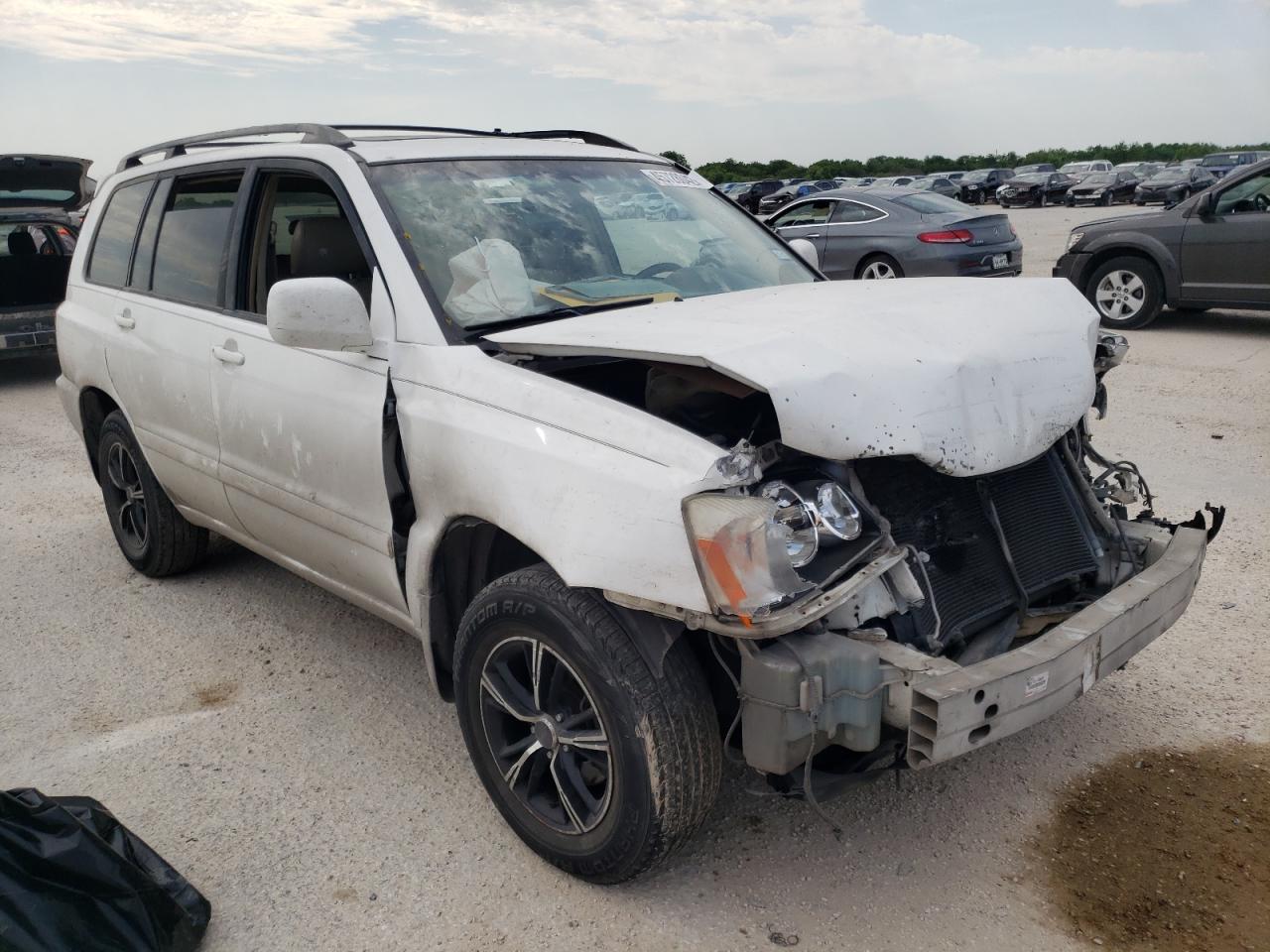 TOYOTA HIGHLANDER 2001 with VIN JTEGF21A410004274 - Photo from auction