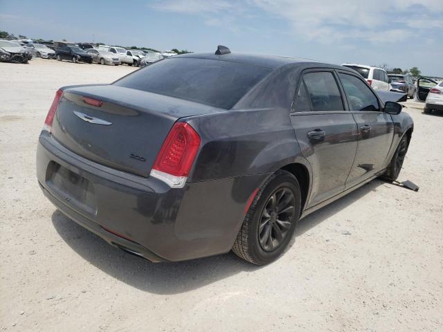 Photo 4 from auction – 2016 CHRYSLER 300 LIMITE with VIN 2C3CCAAG0GH252380