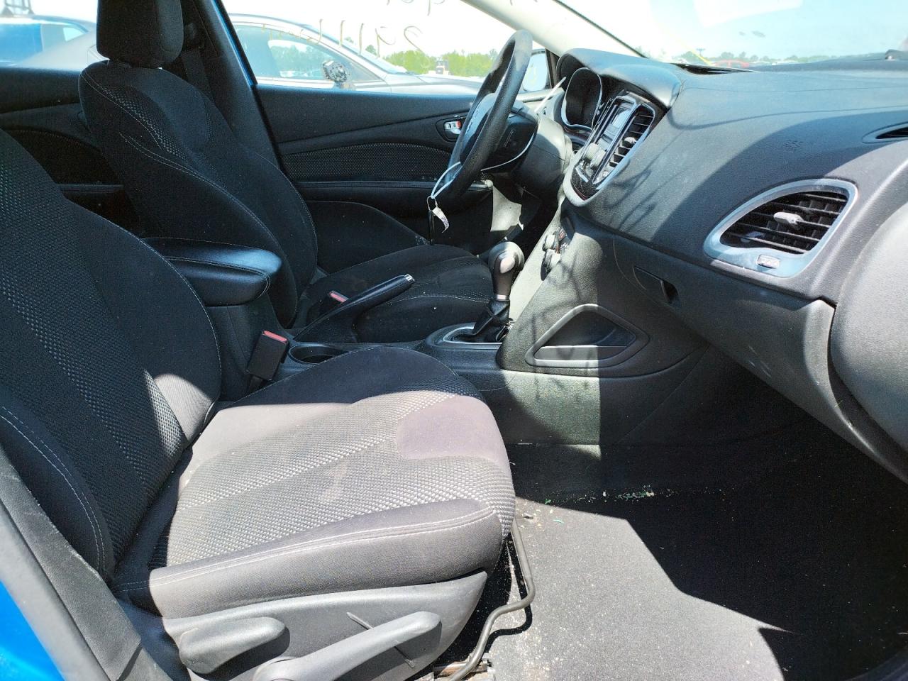 Photo 5 from auction – 2015 DODGE DART SXT with VIN 1C3CDFBBXFD253092