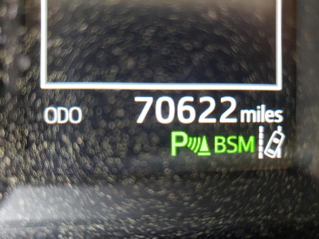 Photo 8 from auction – 2017 TOYOTA RAV4 LIMIT with VIN JTMDFREV8HJ141896