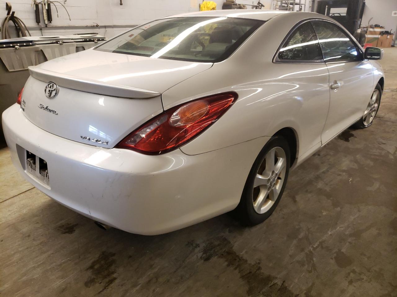 Photo 4 from auction – 2004 TOYOTA CAMRY SOLA with VIN 4T1CA30P14U002259