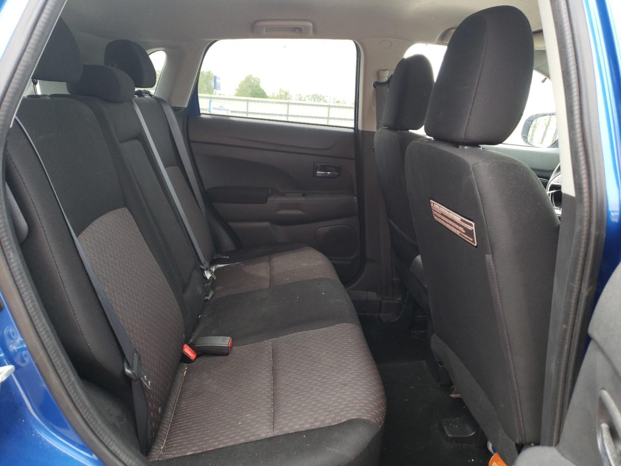 Photo 6 from auction – 2017 MITSUBISHI OUTLANDER with VIN JA4AR3AU9HZ042200