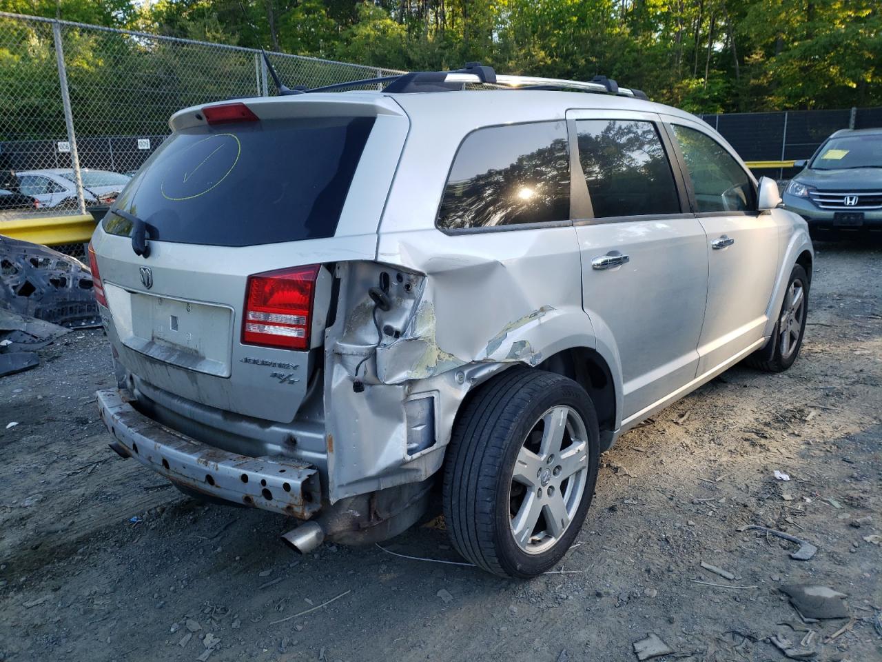 Photo 4 from auction – 2010 DODGE JOURNEY R/ with VIN 3D4PH9FV5AT239713