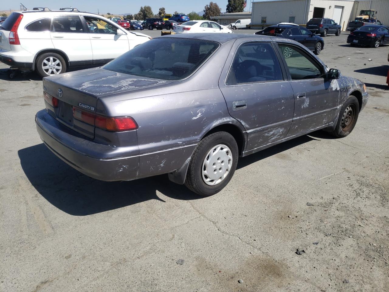 Photo 14 from auction – 1998 TOYOTA CAMRY CE with VIN JT2BG22K3W0112971