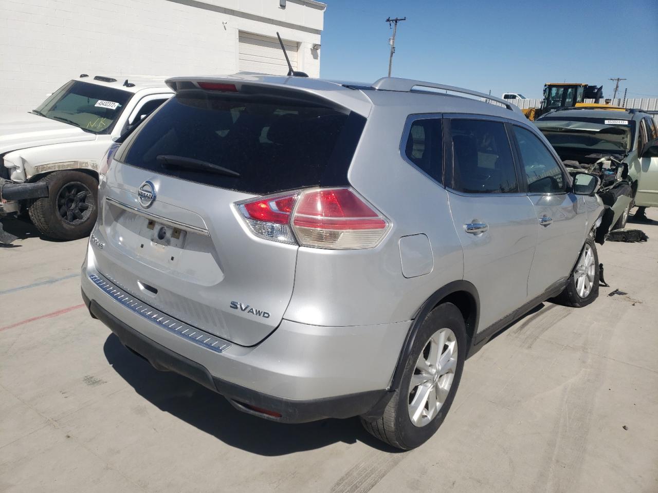 Photo 4 from auction – 2016 NISSAN ROGUE S with VIN KNMAT2MV3GP704305