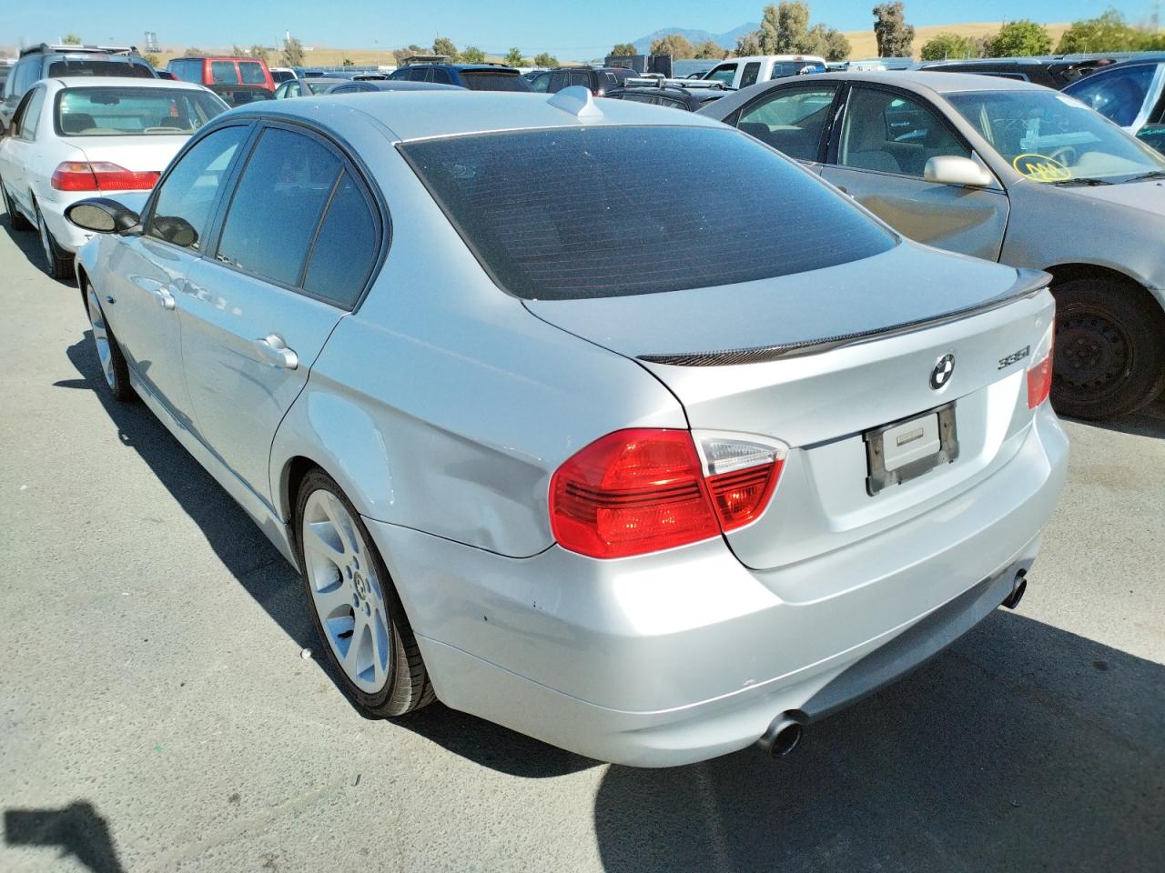 Photo 3 from auction – 2007 BMW 335 I with VIN WBAVB73577PA87414