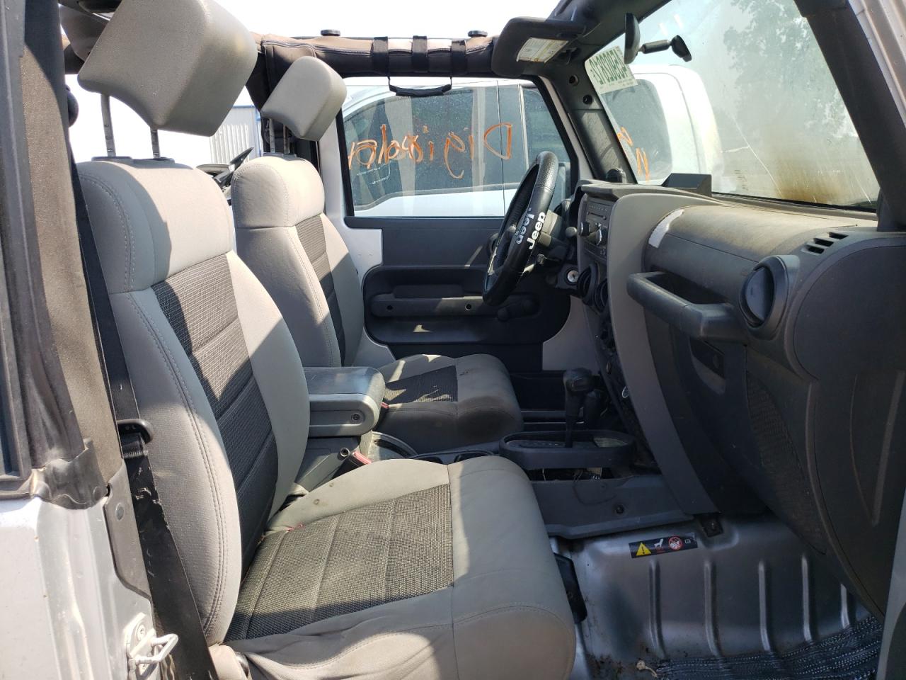 Photo 5 from auction – 2010 JEEP WRANGLER S with VIN 1J4AA2D10AL134226