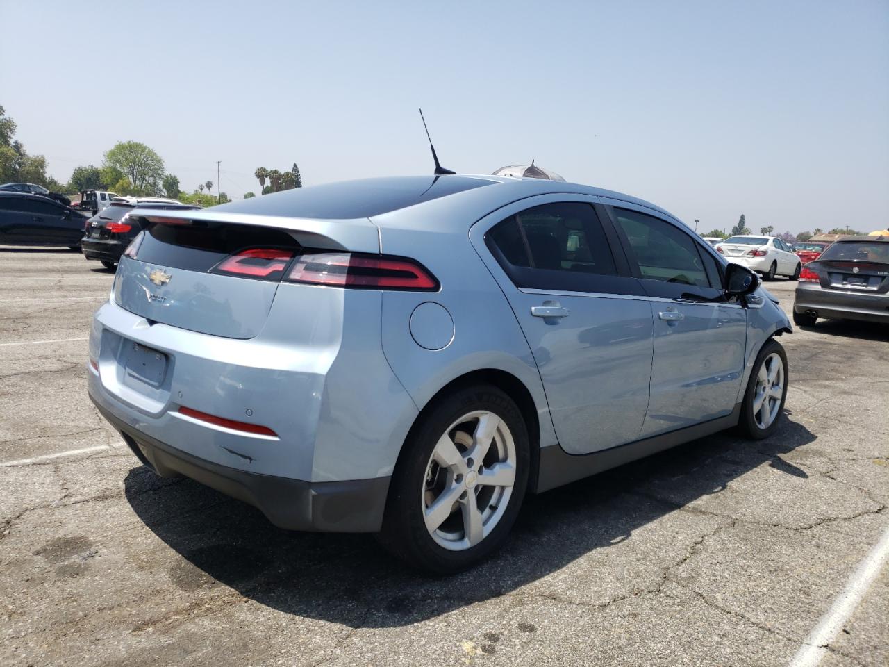Photo 4 from auction – 2014 CHEVROLET VOLT with VIN 1G1RE6E42EU165239