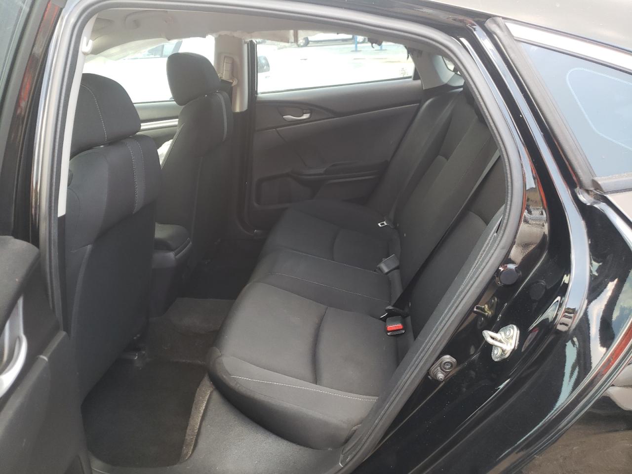 Photo 6 from auction – 2016 HONDA CIVIC LX with VIN 19XFC2F50GE017026