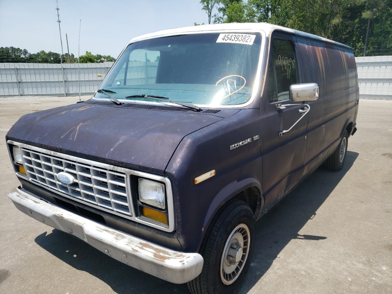 Photo 2 from auction – 1984 FORD ECONOLINE with VIN 1FTDE14F3EHA65571