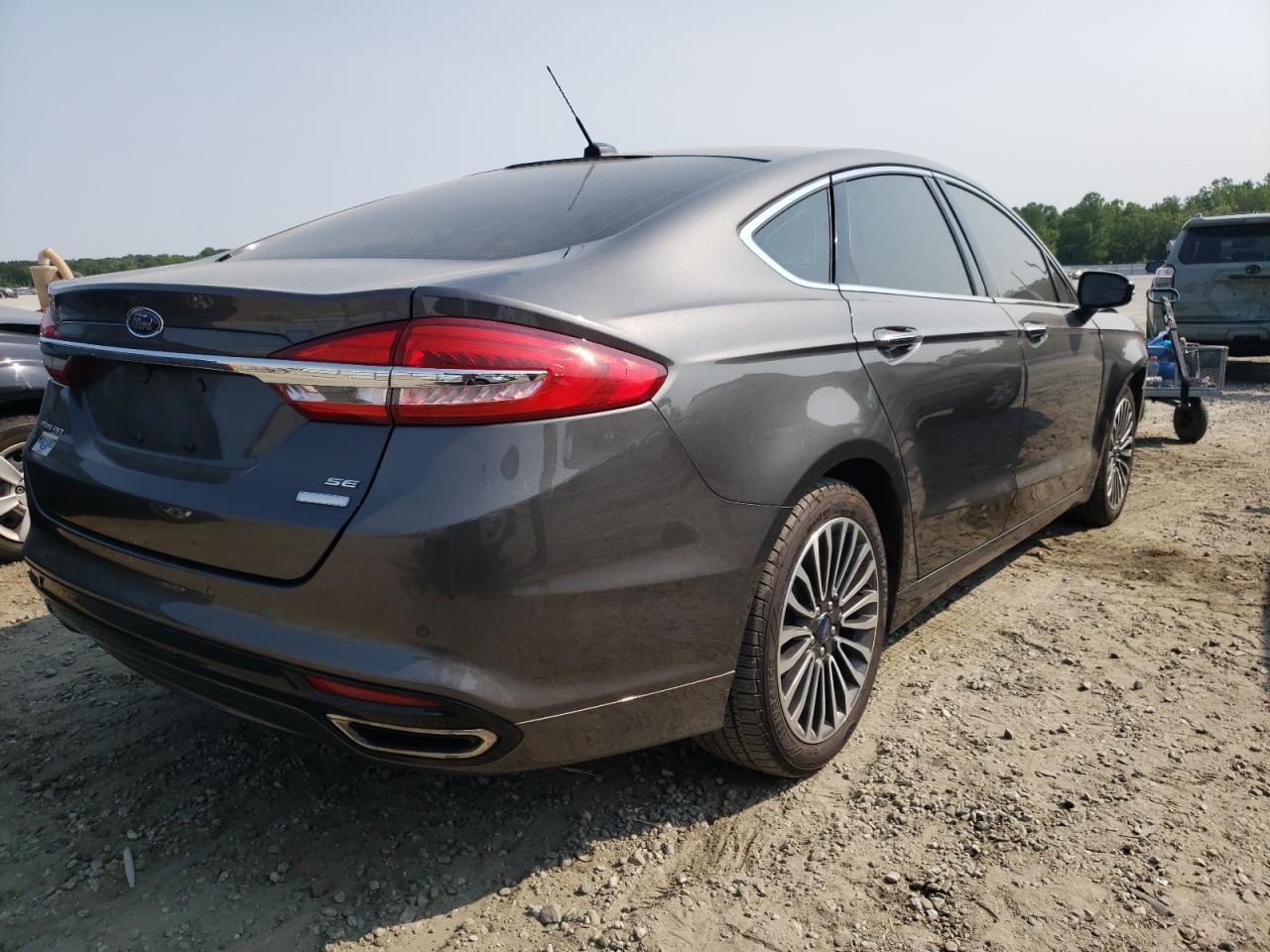 Photo 4 from auction – 2017 FORD FUSION SE with VIN 3FA6P0T91HR100755