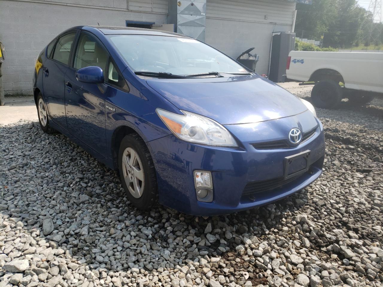 TOYOTA PRIUS 2011 with VIN JTDKN3DU1B0310833 - Photo from auction