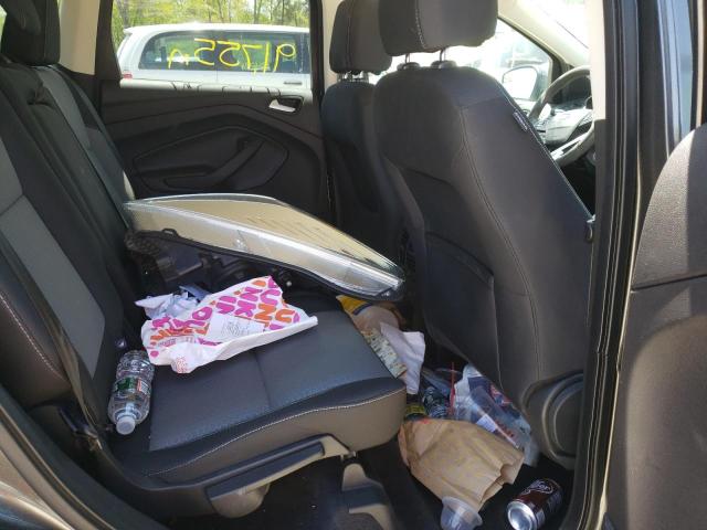 Photo 6 from auction – 2017 FORD ESCAPE SE with VIN 1FMCU9GD5HUC97880