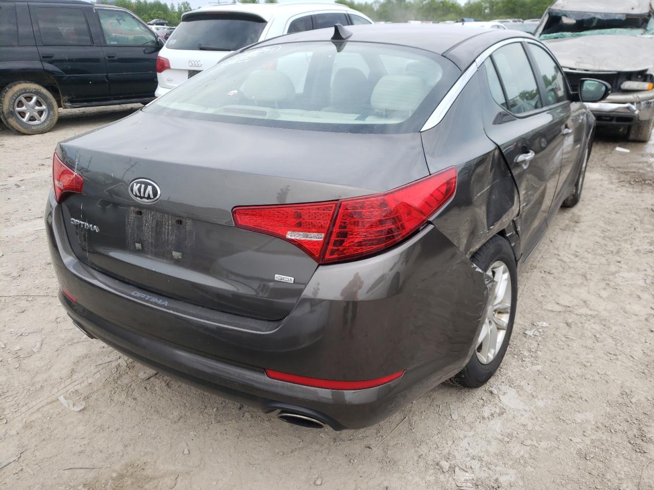 Photo 4 from auction – 2013 KIA OPTIMA LX with VIN 5XXGM4A76DG104941