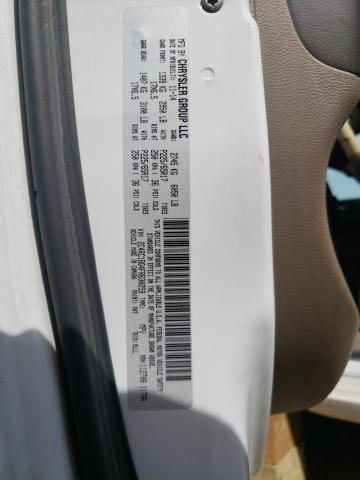 Photo 10 from auction – 2015 CHRYSLER TOWN & COU with VIN 2C4RC1BG4FR630259