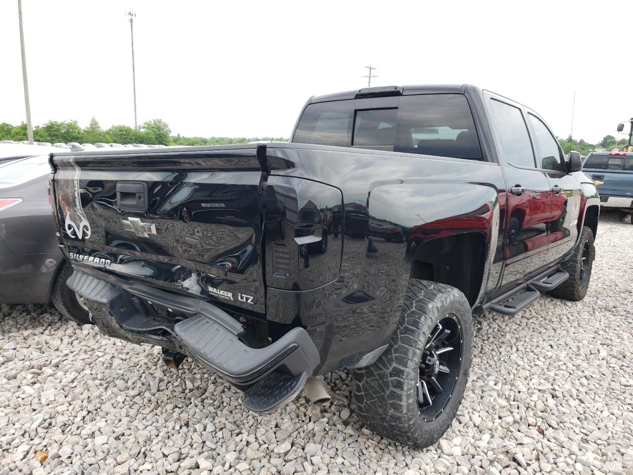 Photo 4 from auction – 2018 CHEVROLET SILVERADO with VIN 3GCUKSEC0JG300788
