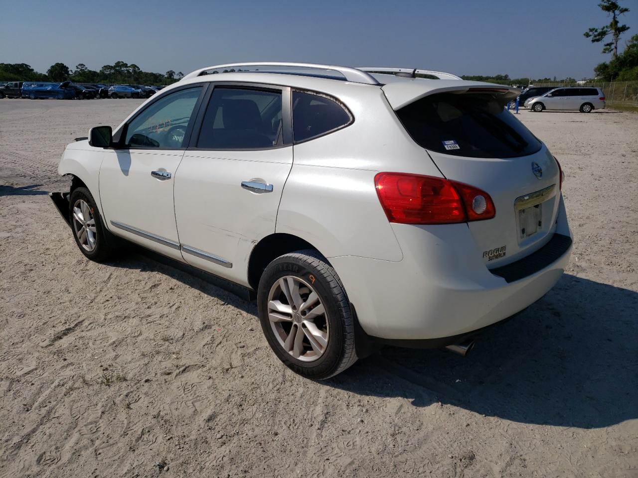 Photo 3 from auction – 2012 NISSAN ROGUE S with VIN JN8AS5MT4CW266062