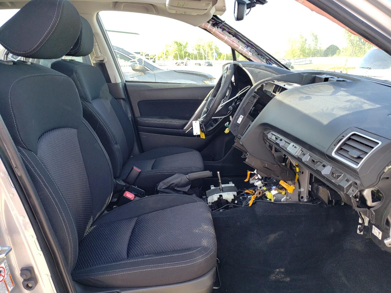 Photo 5 from auction – 2016 SUBARU FORESTER 2 with VIN JF2SJADC3GH503535