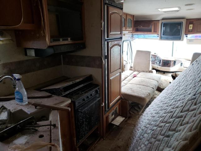 Photo 5 from auction – 1997 ULTR MOTORHOME with VIN 3FCMF53GXVJA00521