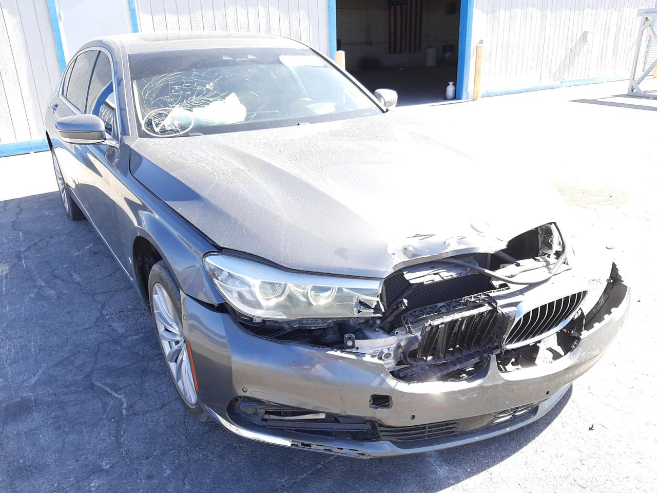 BMW 740 I 2016 with VIN WBA7E2C56GG547291 - Photo from auction
