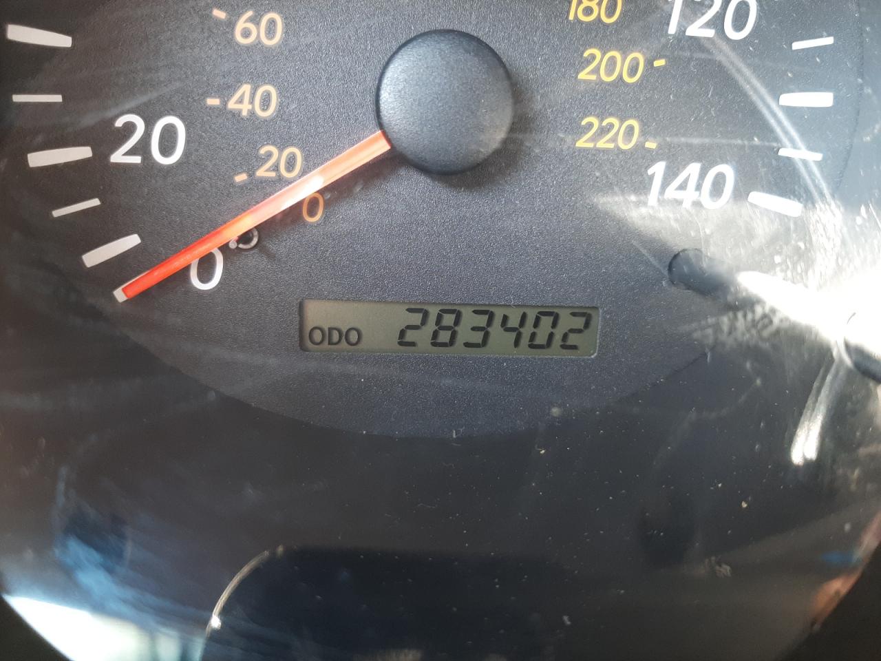 Photo 8 from auction – 2004 TOYOTA HIGHLANDER with VIN JTEGD21A040083159