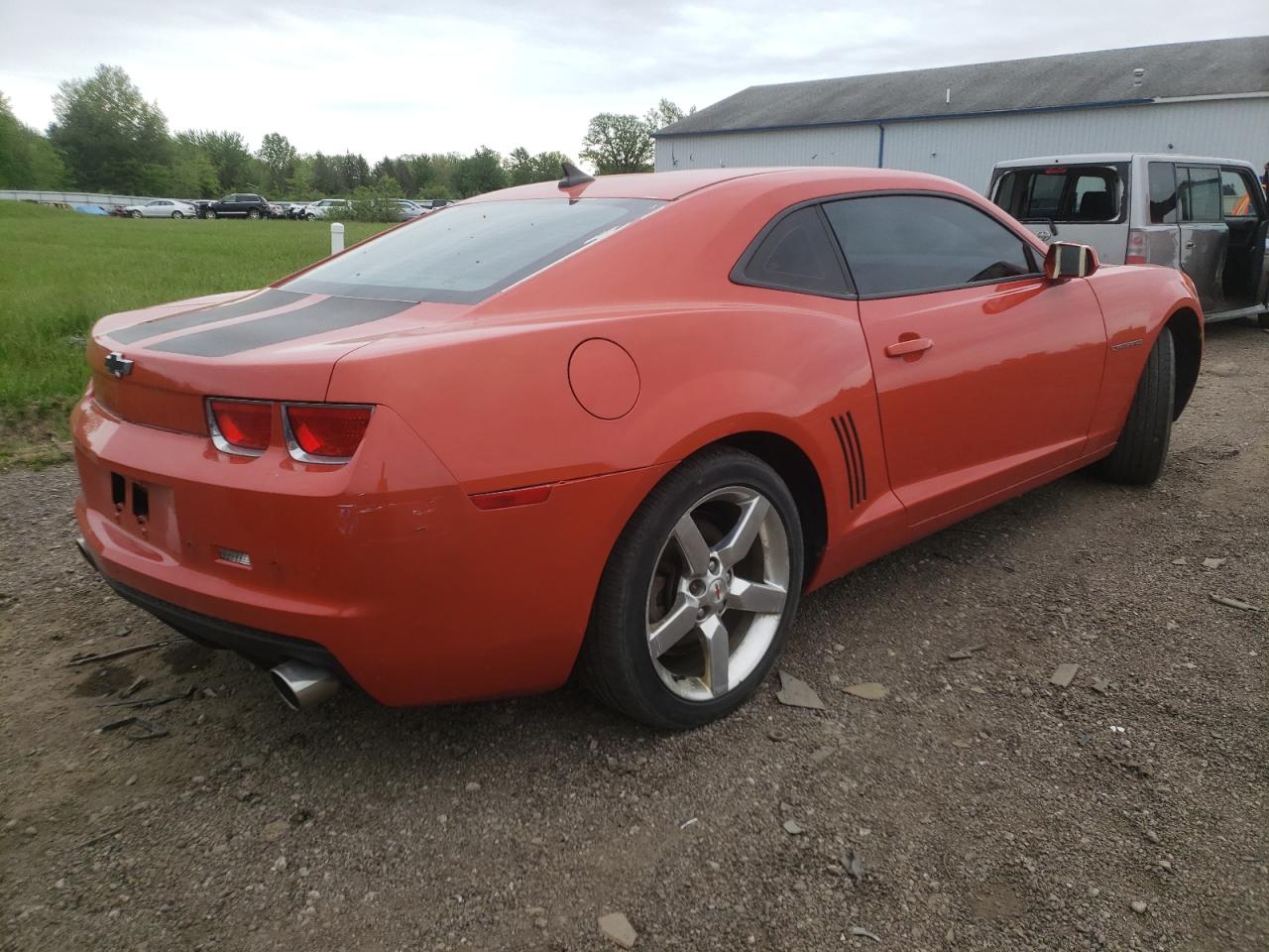 Photo 4 from auction – 2011 CHEVROLET CAMARO LT with VIN 2G1FB1ED4B9157439