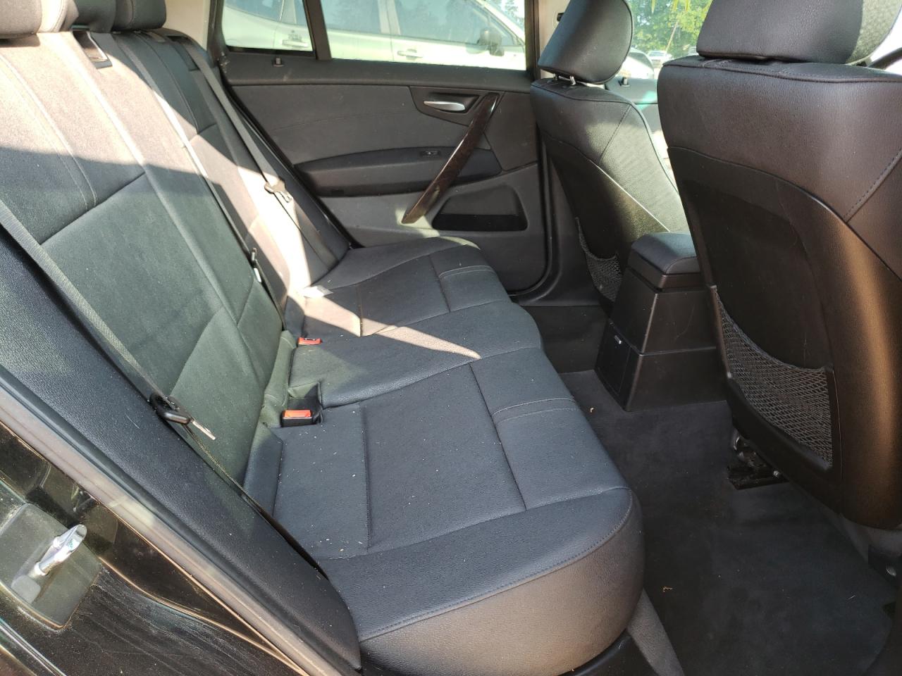 Photo 6 from auction – 2007 BMW X3 3.0SI with VIN WBXPC93467WF28647