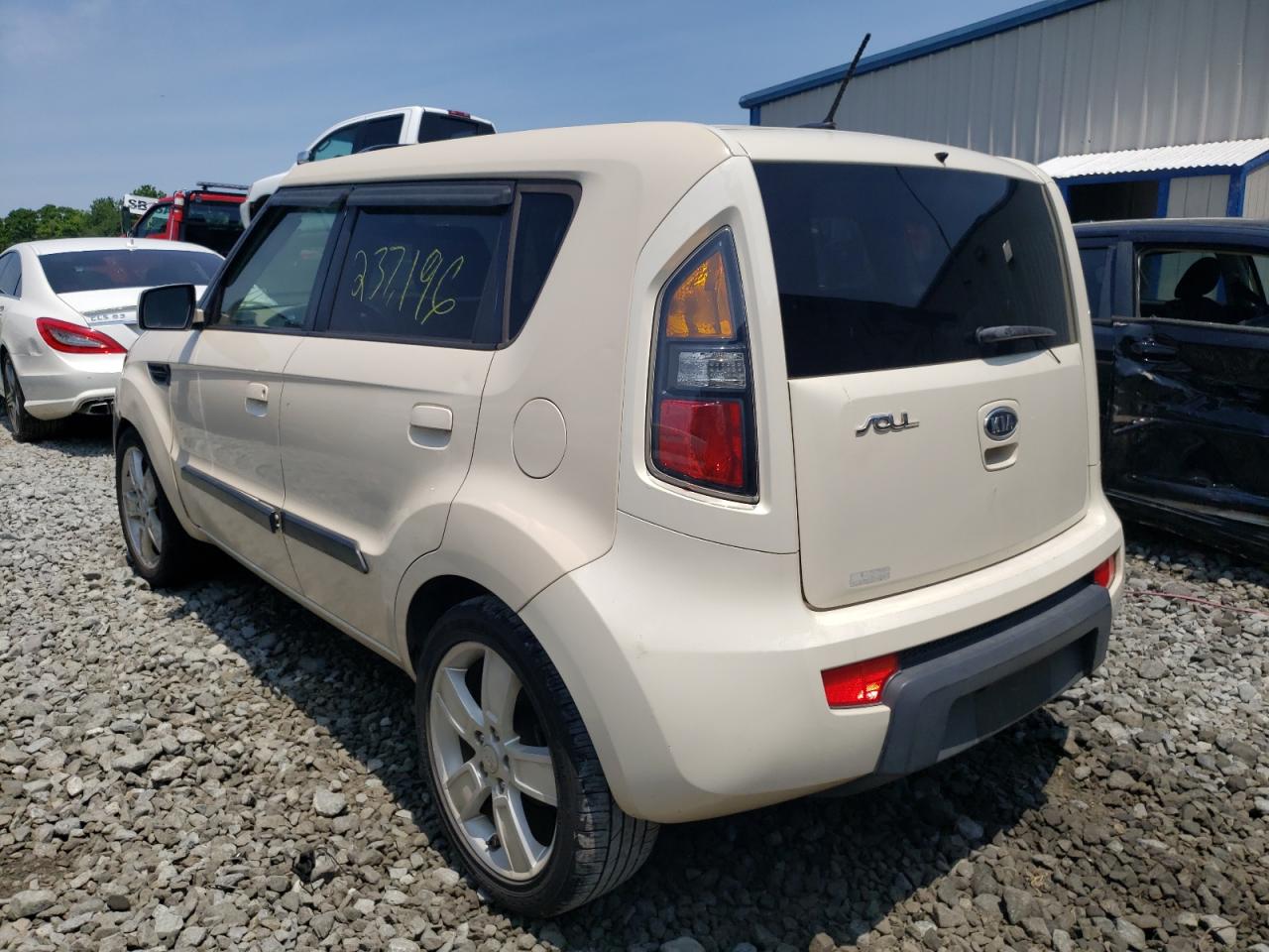 Photo 3 from auction – 2010 KIA SOUL + with VIN KNDJT2A26A7050739