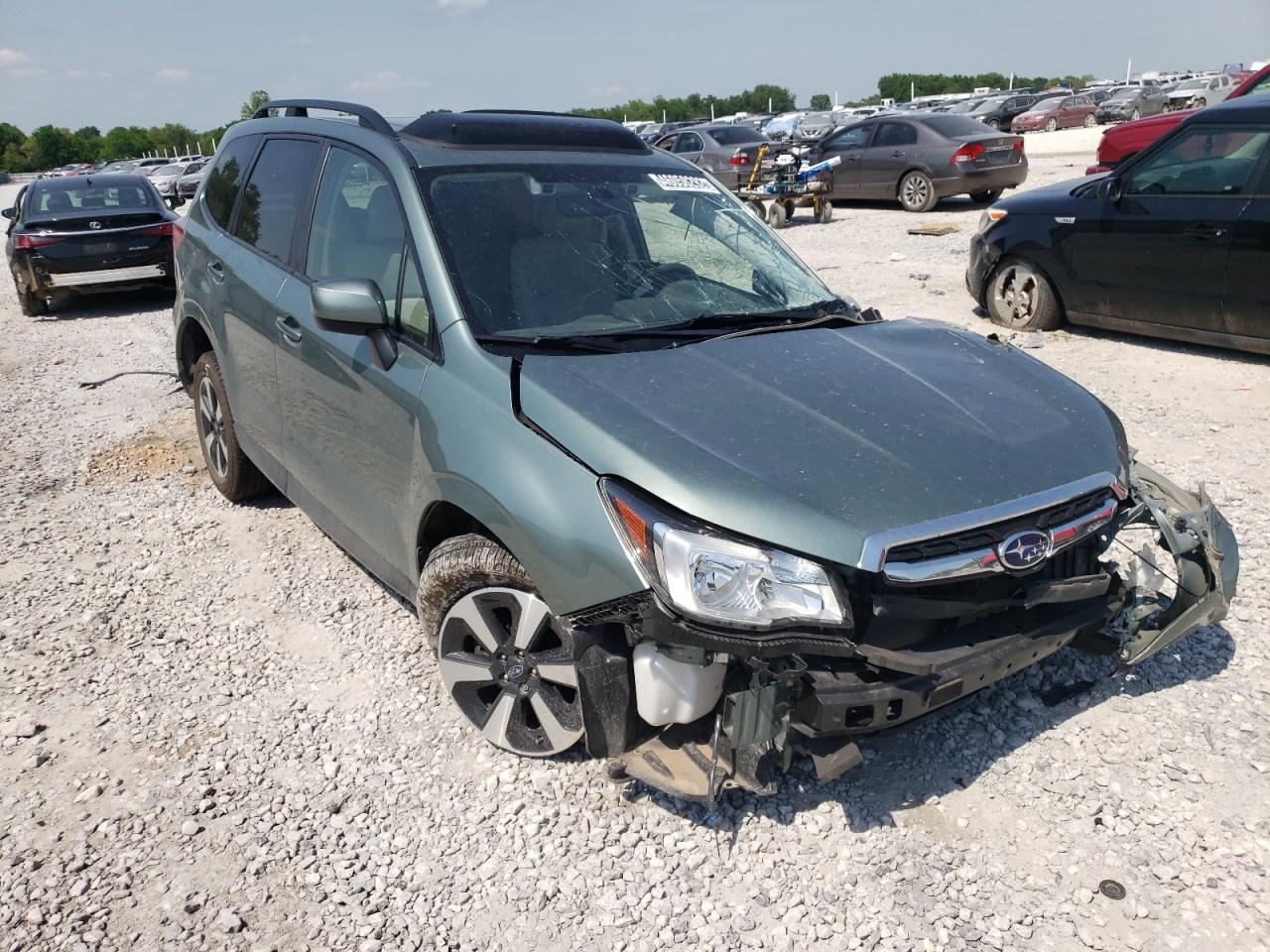 SUBARU FORESTER 2 2017 with VIN JF2SJAGC6HH507818 - Photo from auction