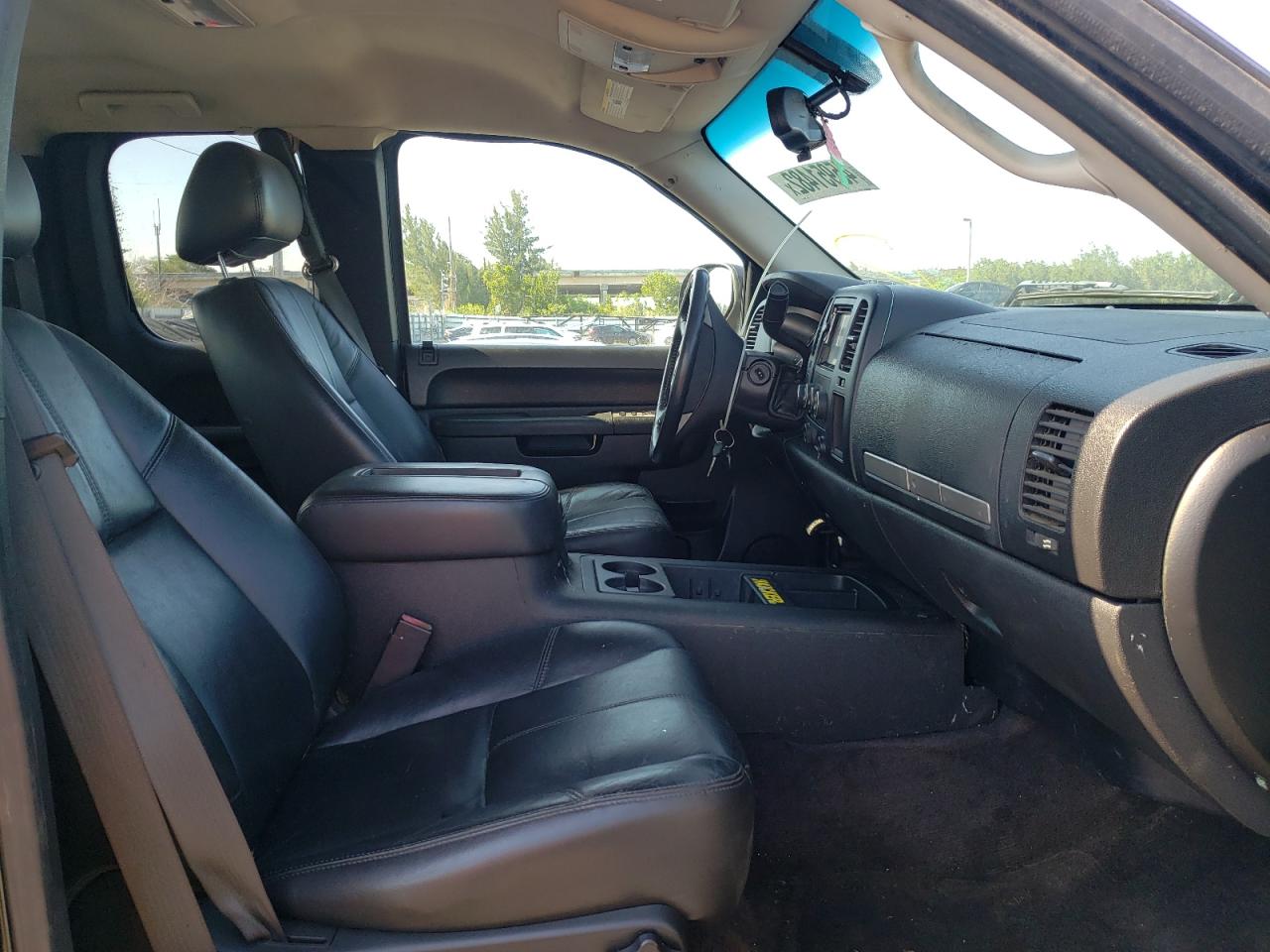 Photo 5 from auction – 2010 CHEVROLET SILVERADO with VIN 1GCSKSE30AZ259487