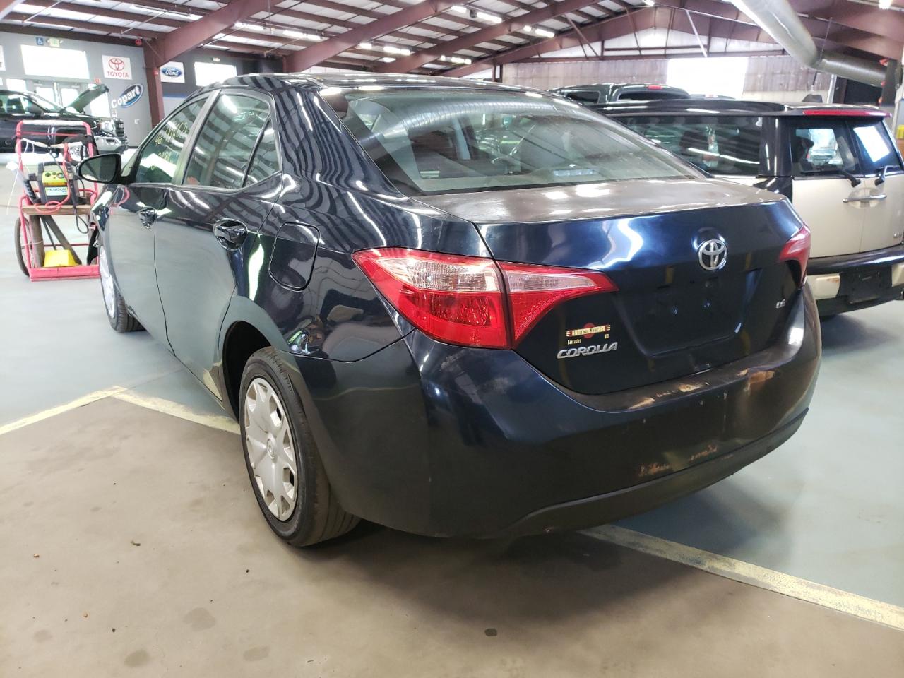 Photo 3 from auction – 2018 TOYOTA COROLLA L with VIN 2T1BURHE4JC119193