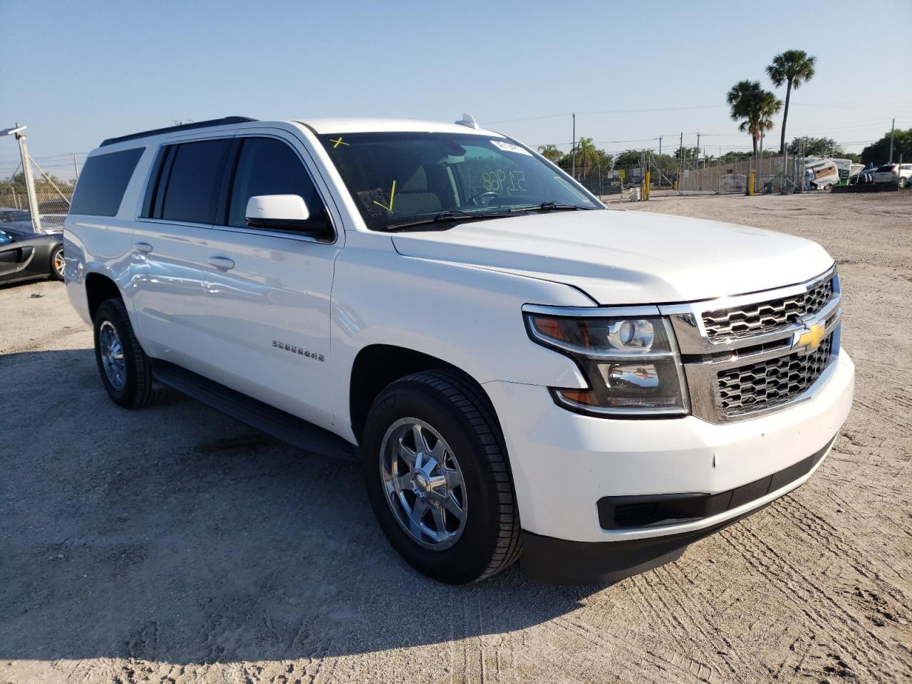 Photo 1 from auction – 2017 CHEVROLET SUBURBAN C with VIN 1GNSCGKC6HR234772