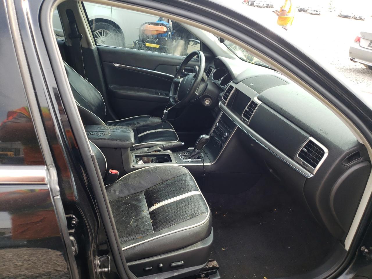 Photo 5 from auction – 2010 LINCOLN MKZ with VIN 3LNHL2GC7AR601179