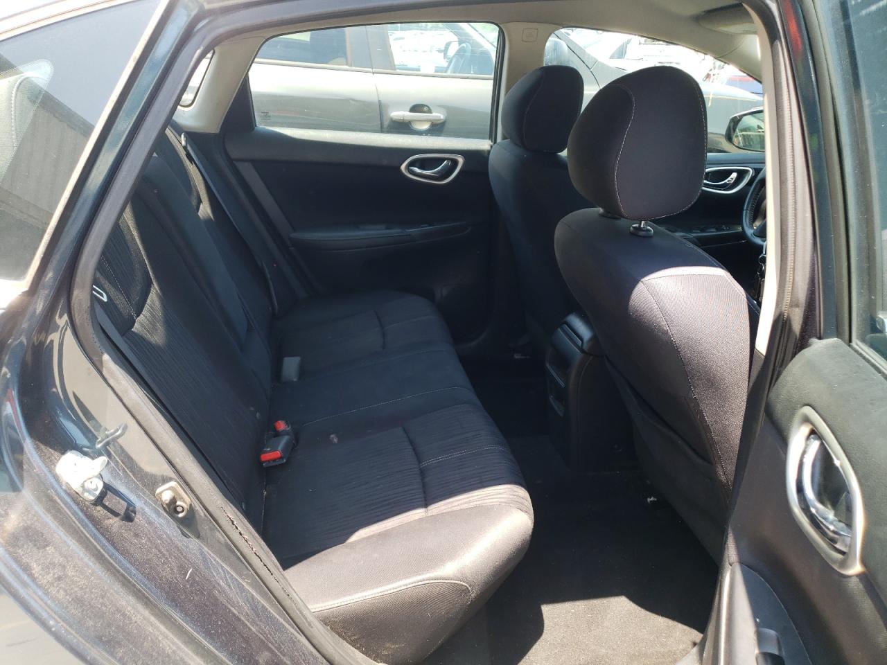 Photo 6 from auction – 2017 NISSAN SENTRA S with VIN 3N1AB7AP7HL665241