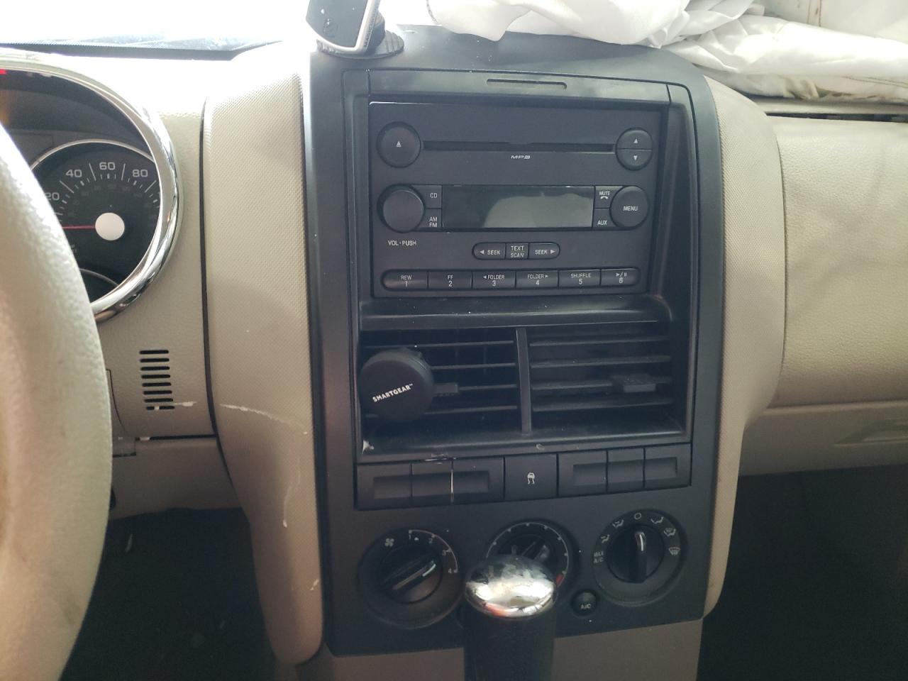 Photo 9 from auction – 2006 FORD EXPLORER X with VIN 1FMEU62EX6UA64596