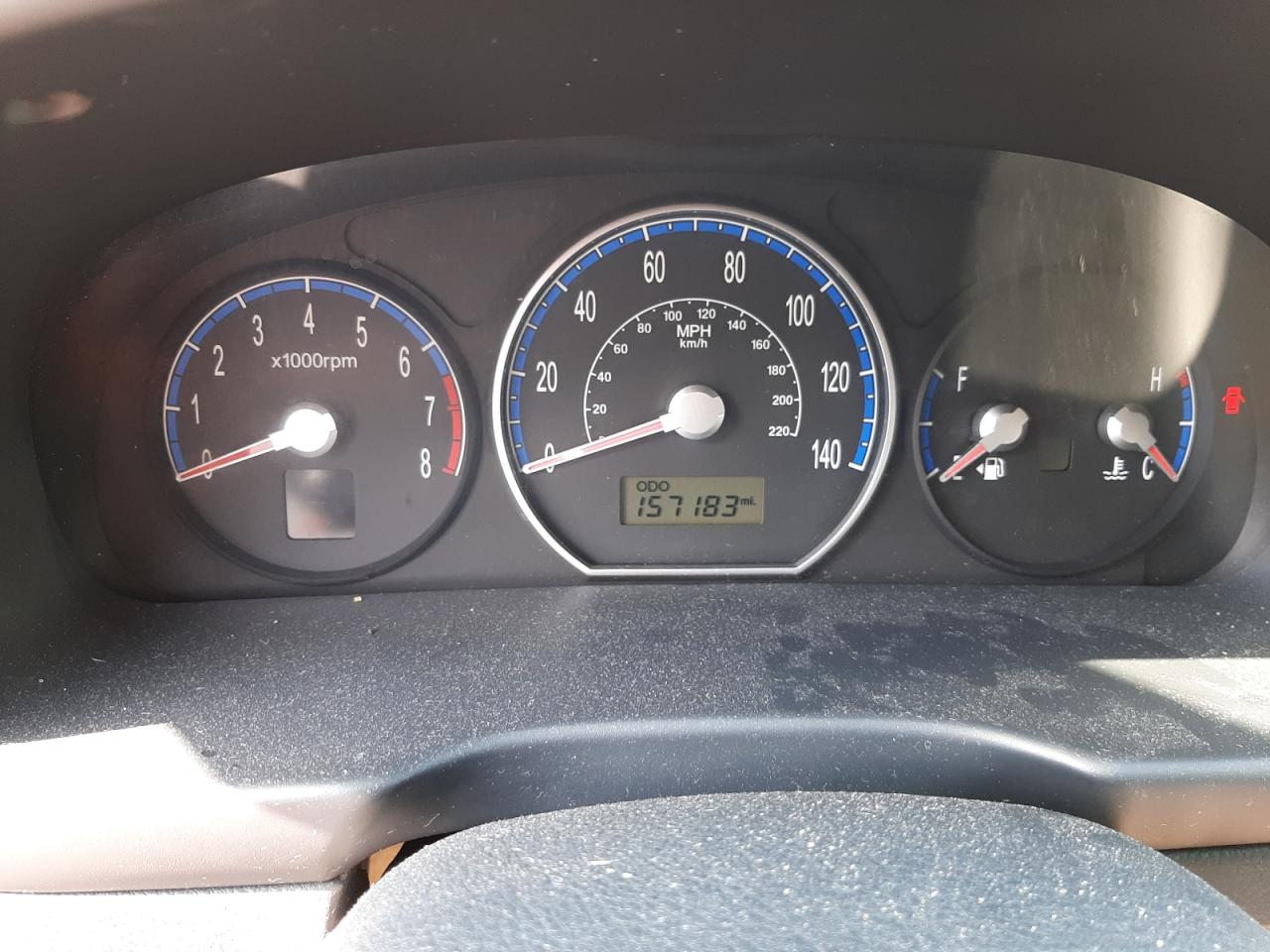 Photo 13 from auction – 2007 HYUNDAI SANTA FE G with VIN 5NMSG13D17H090942