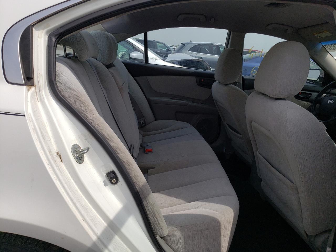 Photo 6 from auction – 2008 KIA OPTIMA LX with VIN KNAGE123485267022