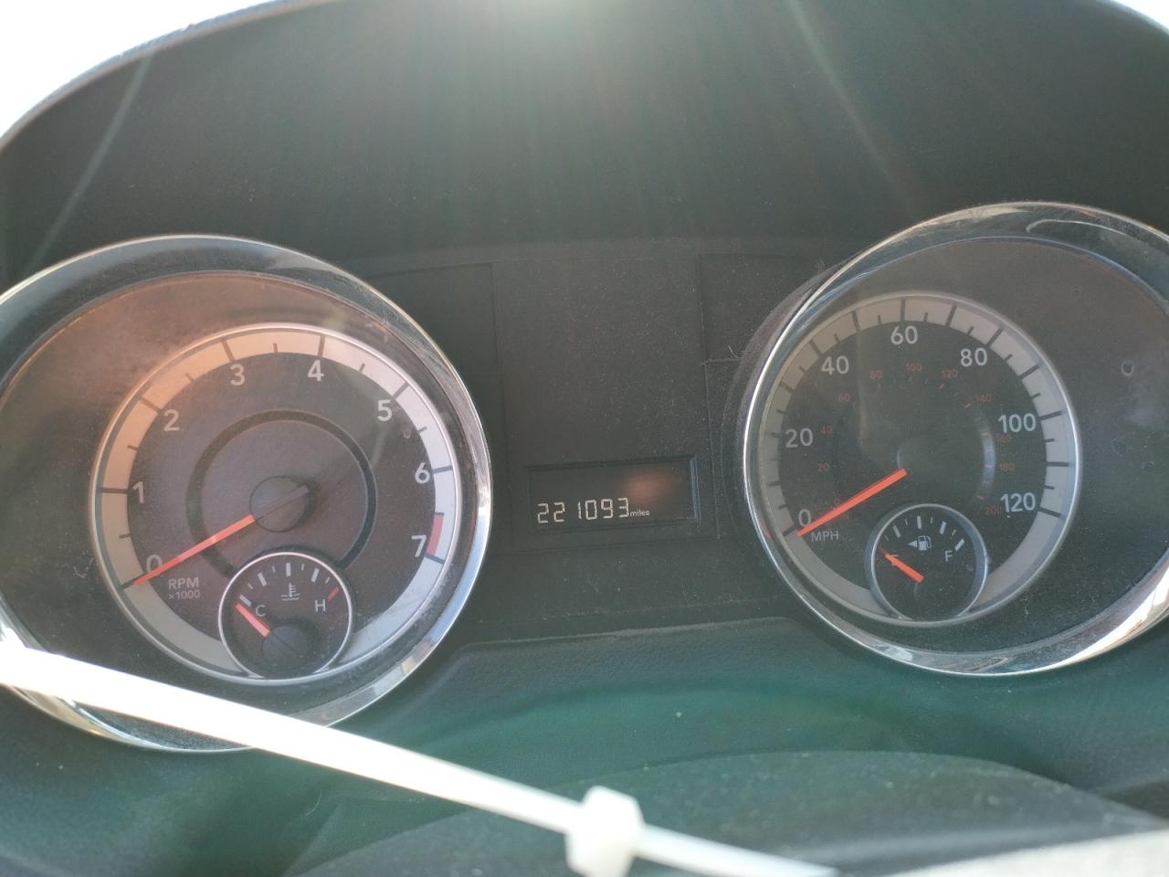 Photo 8 from auction – 2013 DODGE GRAND CARA with VIN 2C4RDGCG9DR716937