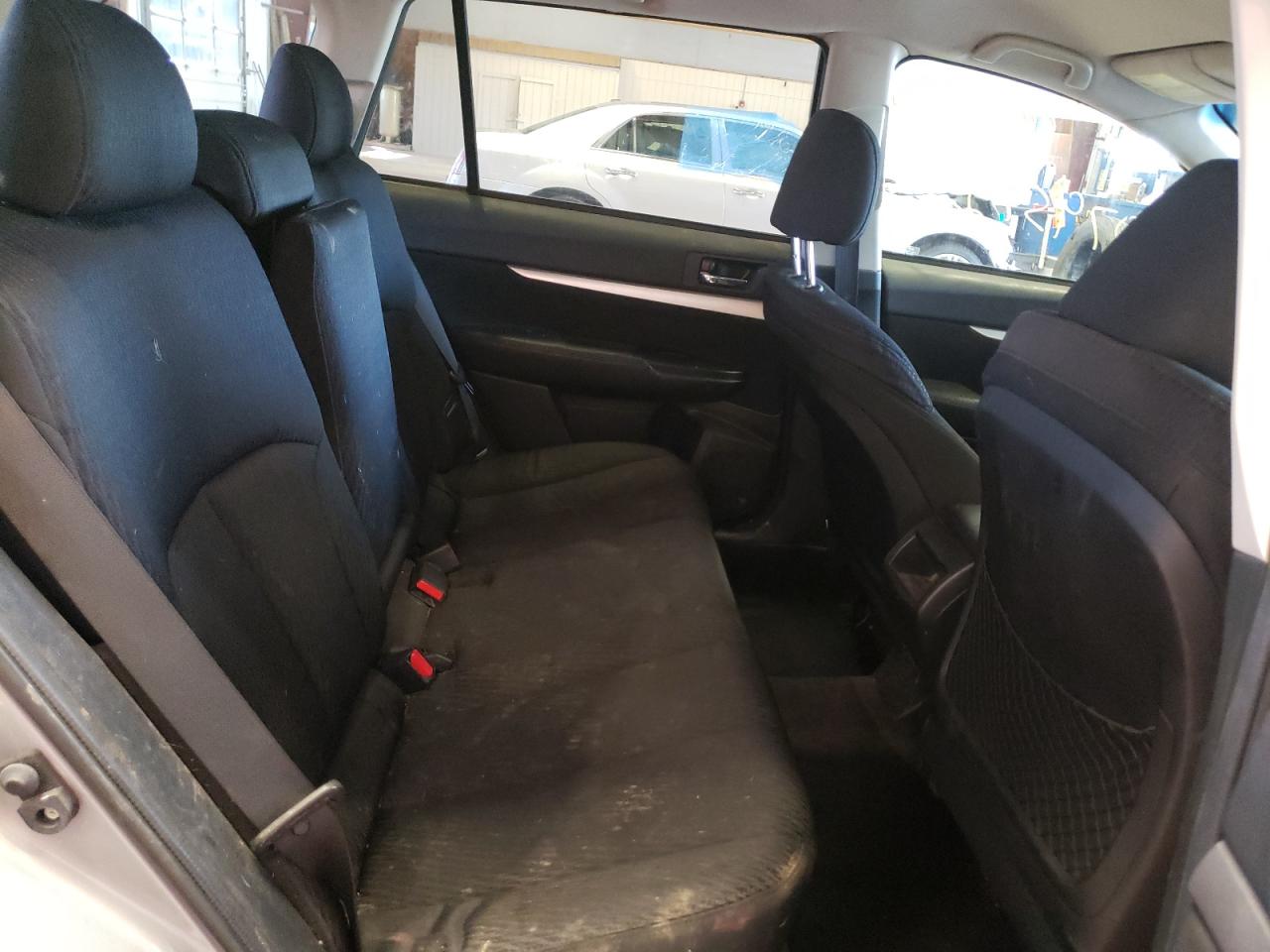 Снимка 6 от търг – 2010 SUBARU OUTBACK 2. с VIN 4S4BRBCC8A3317231