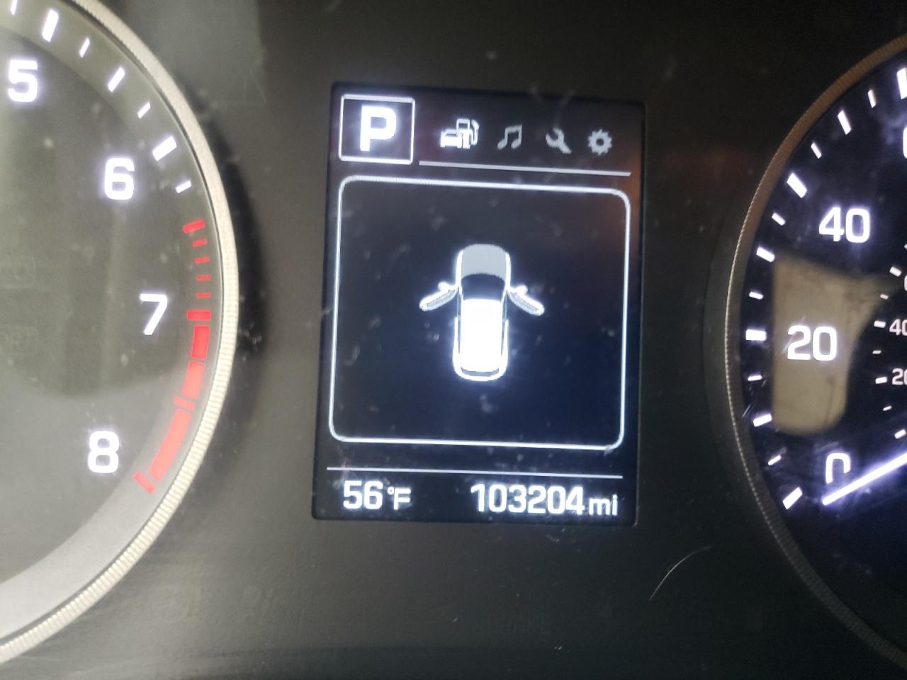 Photo 8 from auction – 2016 HYUNDAI TUCSON LIM with VIN KM8J3CA26GU127864