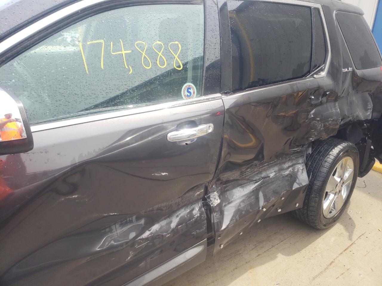 Photo 9 from auction – 2014 GMC TERRAIN SL with VIN 2GKALREK4E6234591