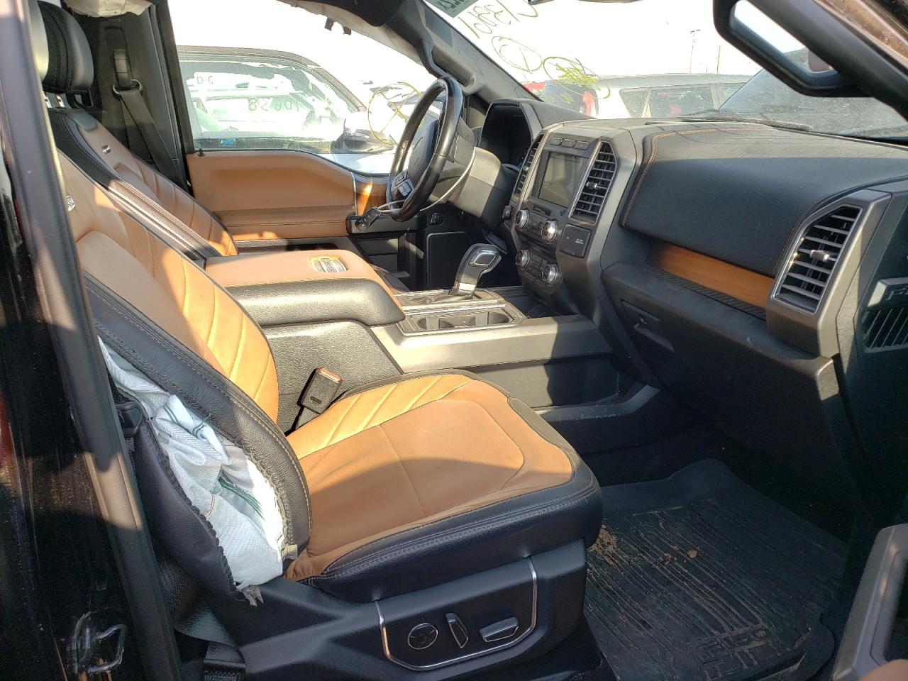 Photo 5 from auction – 2017 FORD F150 SUPER with VIN 1FTEW1EGXHFC18861