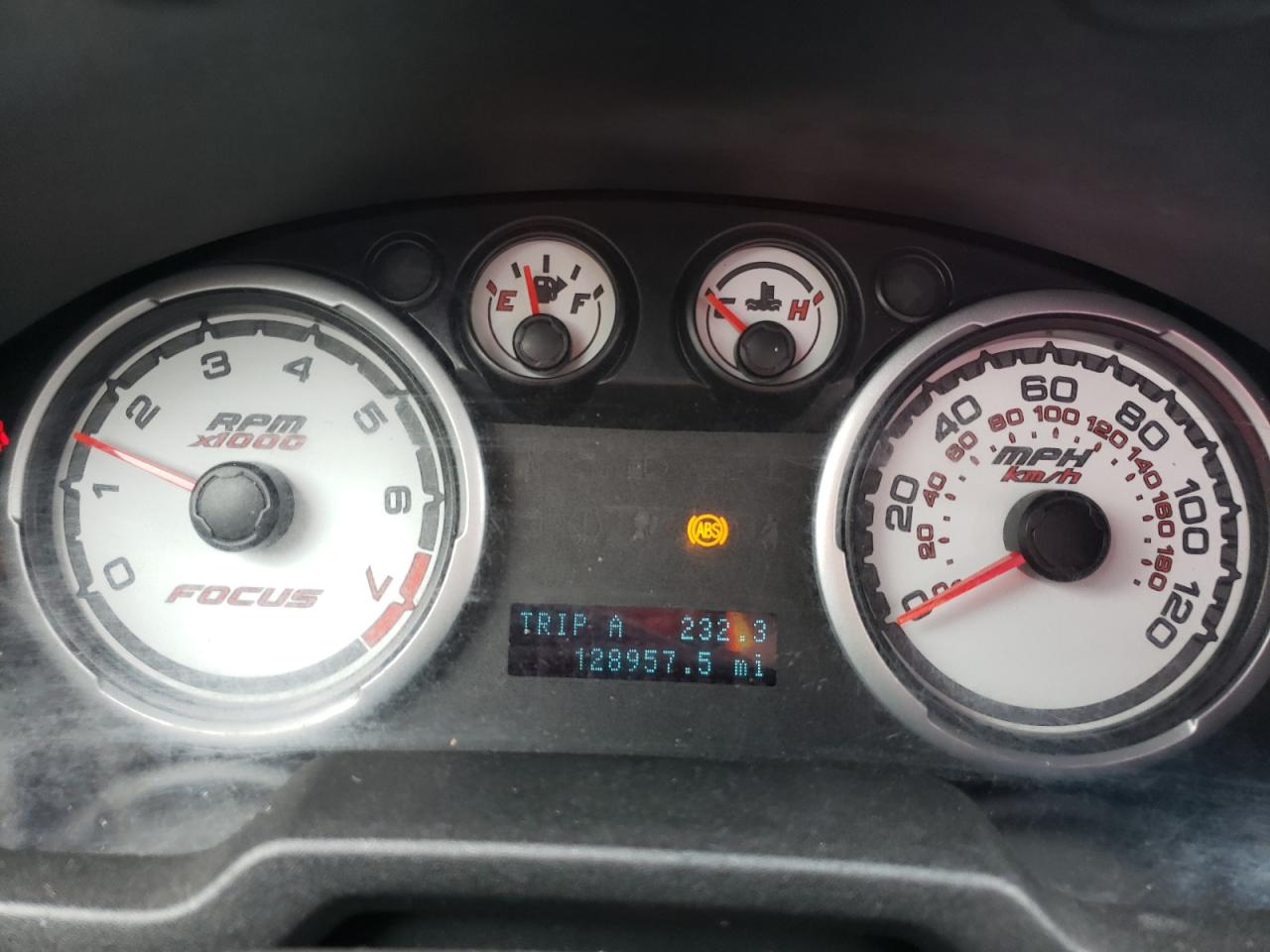 Photo 8 from auction – 2011 FORD FOCUS with VIN 1FAHP3GN4BW135974