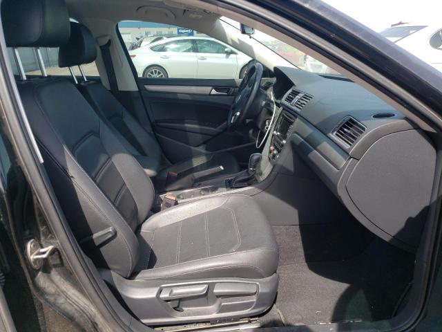 Photo 5 from auction – 2015 VOLKSWAGEN PASSAT SE with VIN 1VWBV7A31FC042810