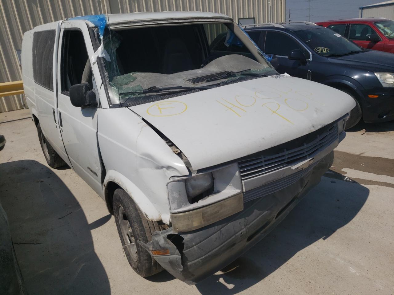 CHEVROLET ASTRO 2001 with VIN 1GCDM19W11B123525 - Photo from auction