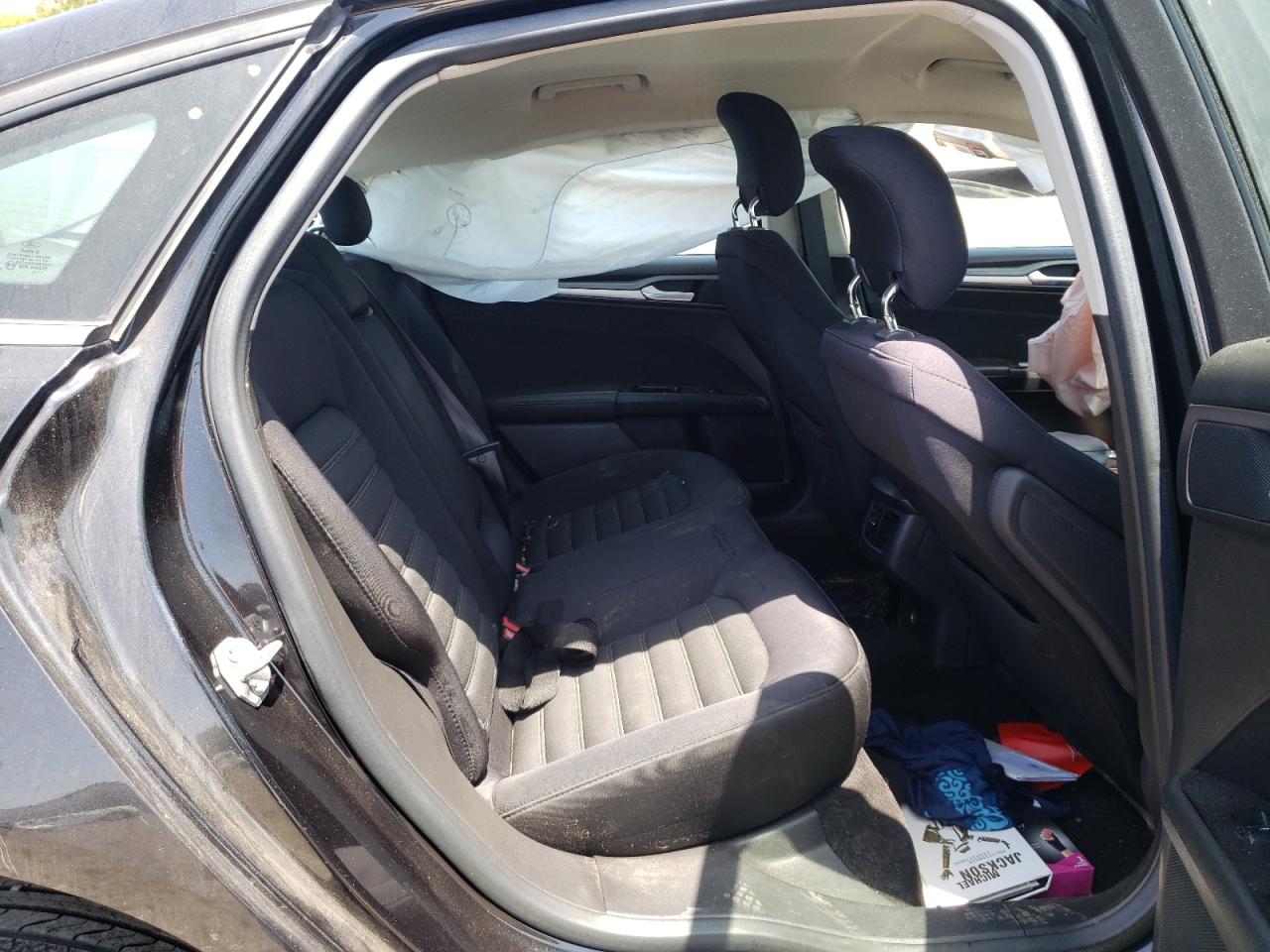 Photo 6 from auction – 2014 FORD FUSION SE with VIN 3FA6P0HD9ER177429