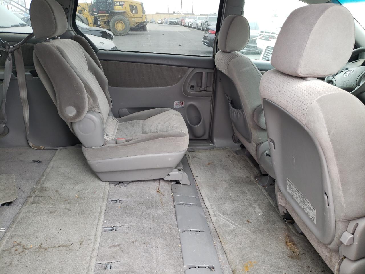 Photo 6 from auction – 2008 TOYOTA SIENNA CE with VIN 5TDZK23C48S100386