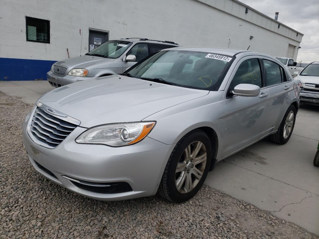 Photo 2 from auction – 2012 CHRYSLER 200 LX with VIN 1C3CCBAB7CN318449