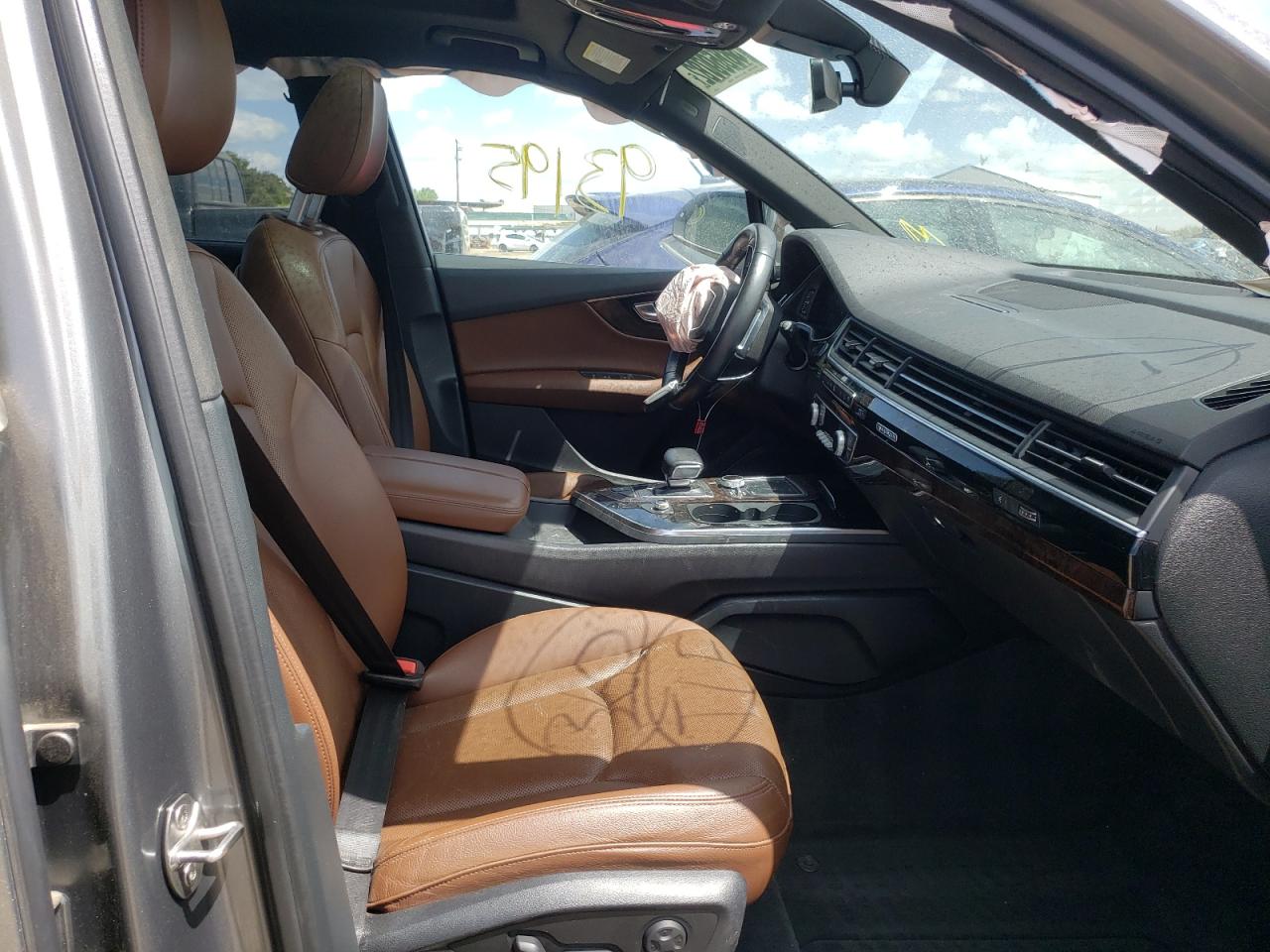 Photo 5 from auction – 2017 AUDI Q7 PREMIUM with VIN WA1LAAF70HD033065